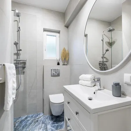 Modern In Slatine With Terrace Apartment