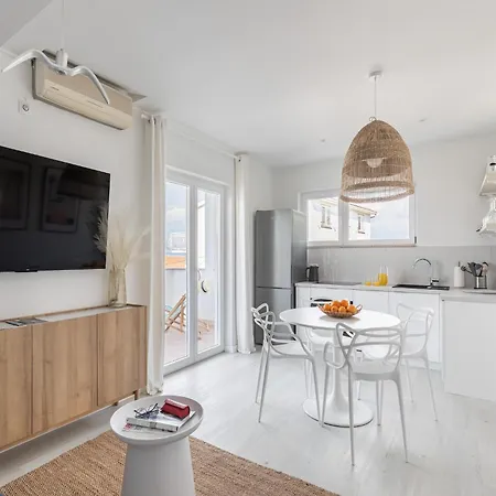 Apartment Modern In Slatine With Terrace Trogir