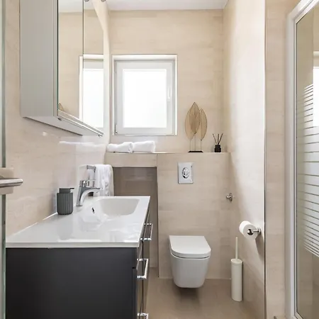 Apartment Modern In Slatine With Terrace